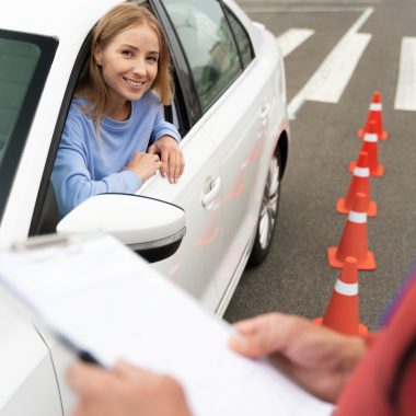 Sunt permise toate tipurile de vehicule în parcările de la Otopeni?